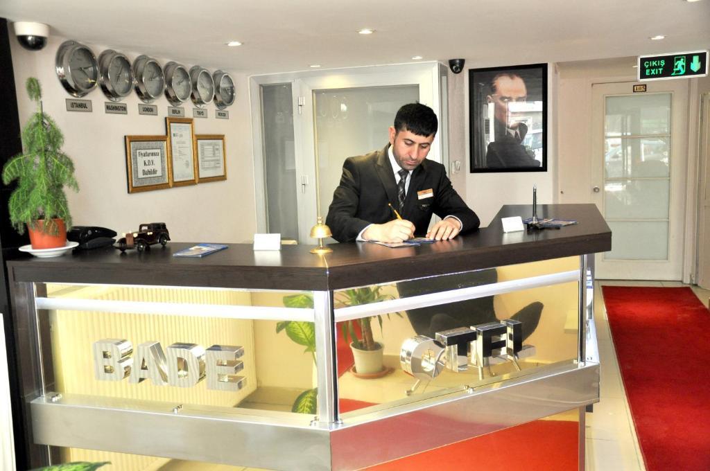 Bade 2 Hotel Istanbul Exterior foto