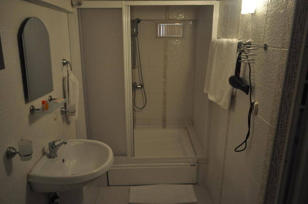 Bade 2 Hotel Istanbul Zimmer foto